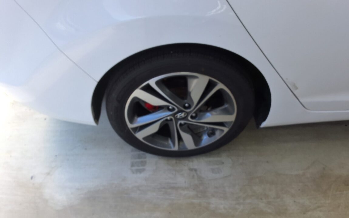 HYUNDAI THE NEW AVANTE MD 1.6 GDi MODERN 2016 - zdjęcie 27