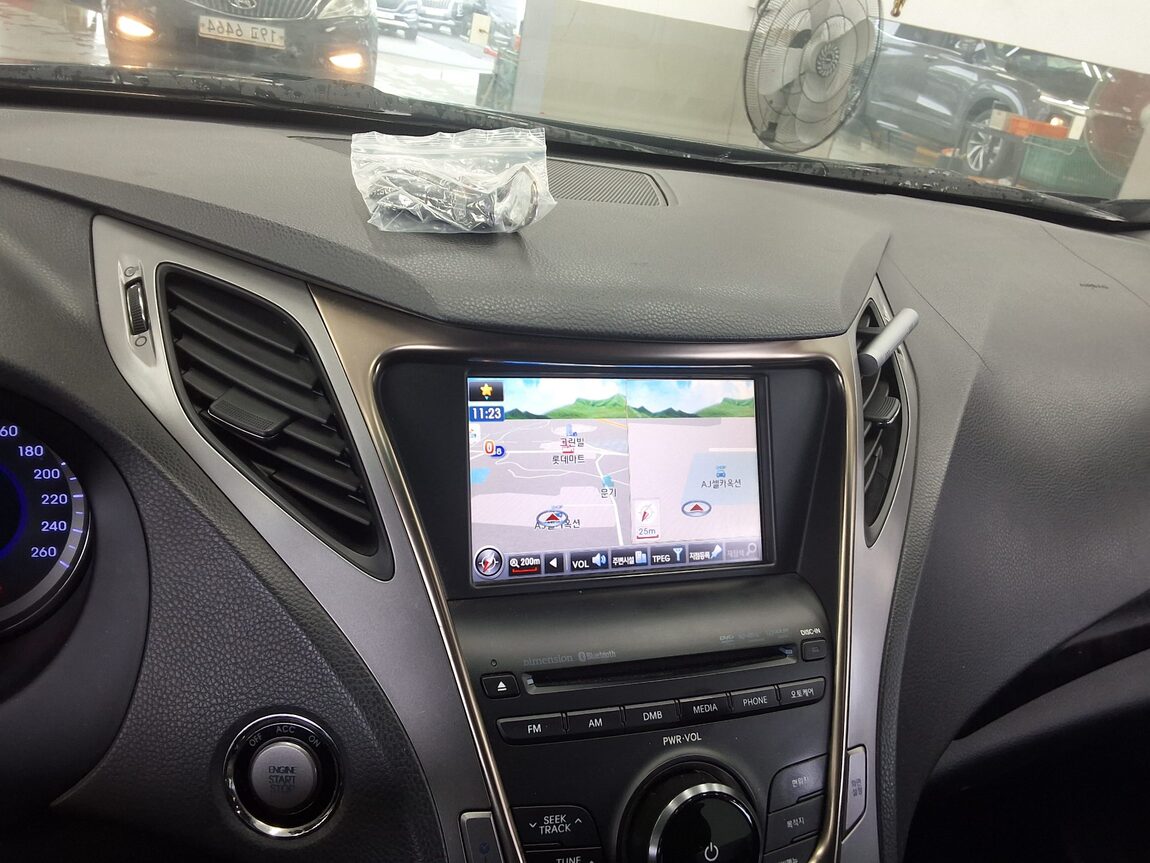 HYUNDAI GRANDEUR HG HG 300 PRIME 2012 - zdjęcie 18