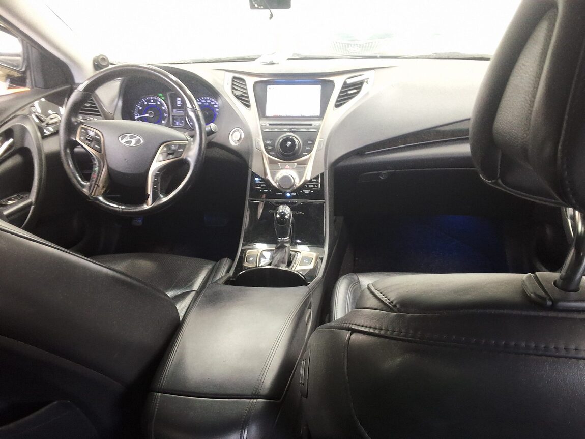 HYUNDAI GRANDEUR HG HG 300 PRIME 2012 - zdjęcie 11