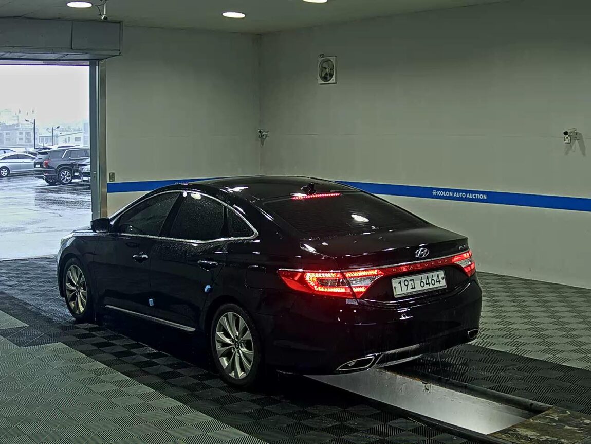 HYUNDAI GRANDEUR HG HG 300 PRIME 2012 - zdjęcie 6