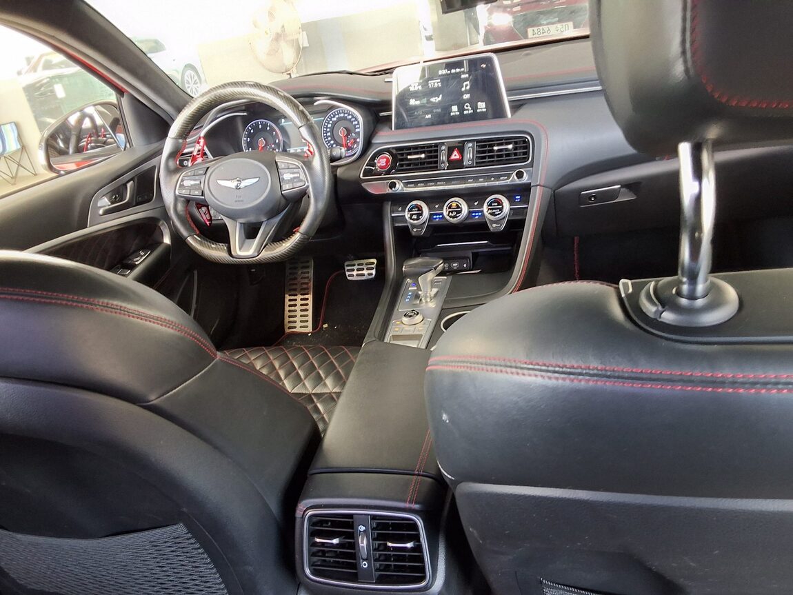 GENESIS G70 3.3T SPORTS AWD SUPREME 2018 - zdjęcie 11