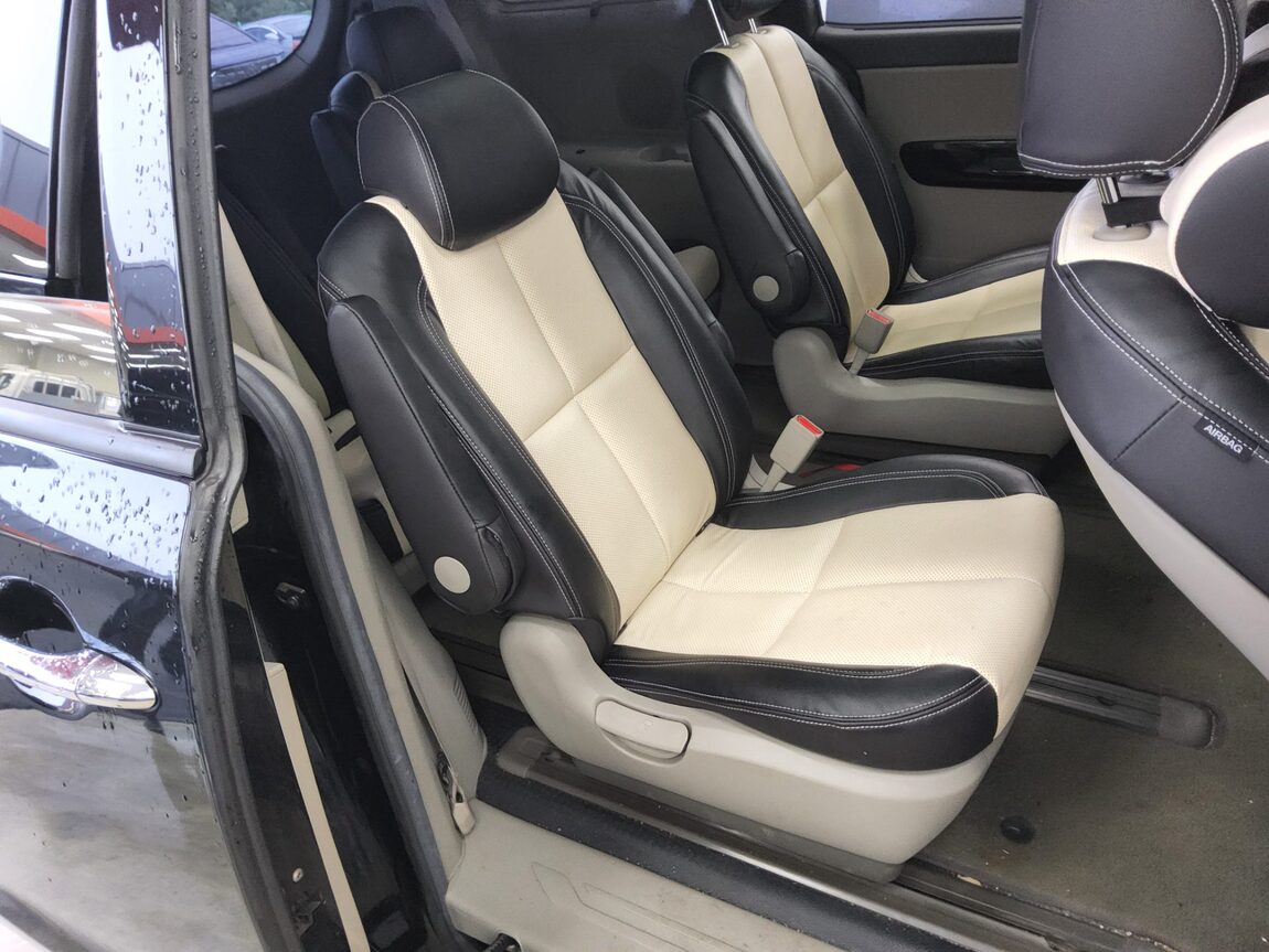 KIA ALL NEW CARNIVAL 9-SEATER DIESEL NOBLESSE 2016 - zdjęcie 13