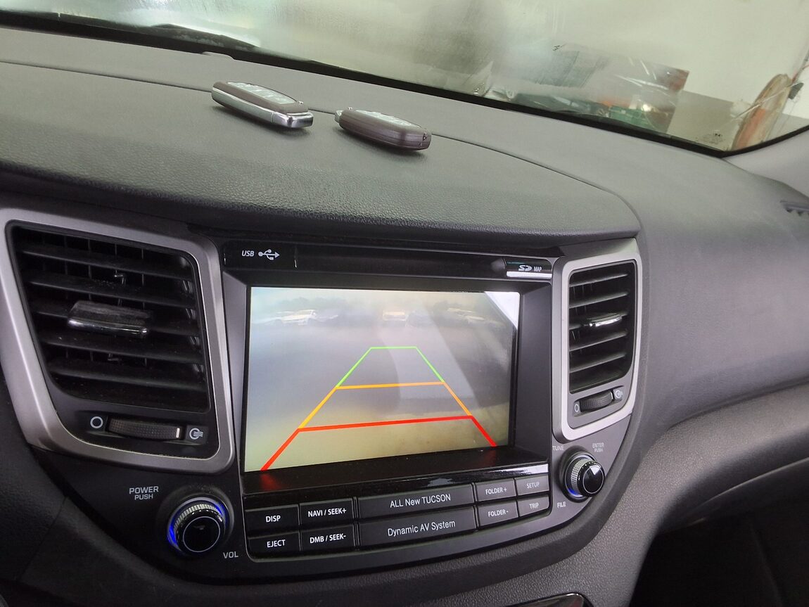 HYUNDAI ALL NEW TUCSON DIESEL 1.7 2WD PREMIUM 2017 - zdjęcie 19