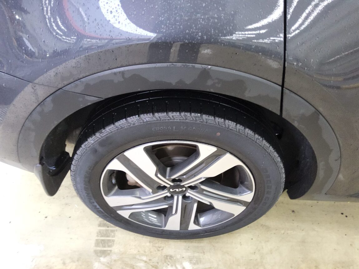 KIA NEW SORENTO HYBRID (MQ4) 1.6 HEV 2WD PRESTIGE 2023 - zdjęcie 25