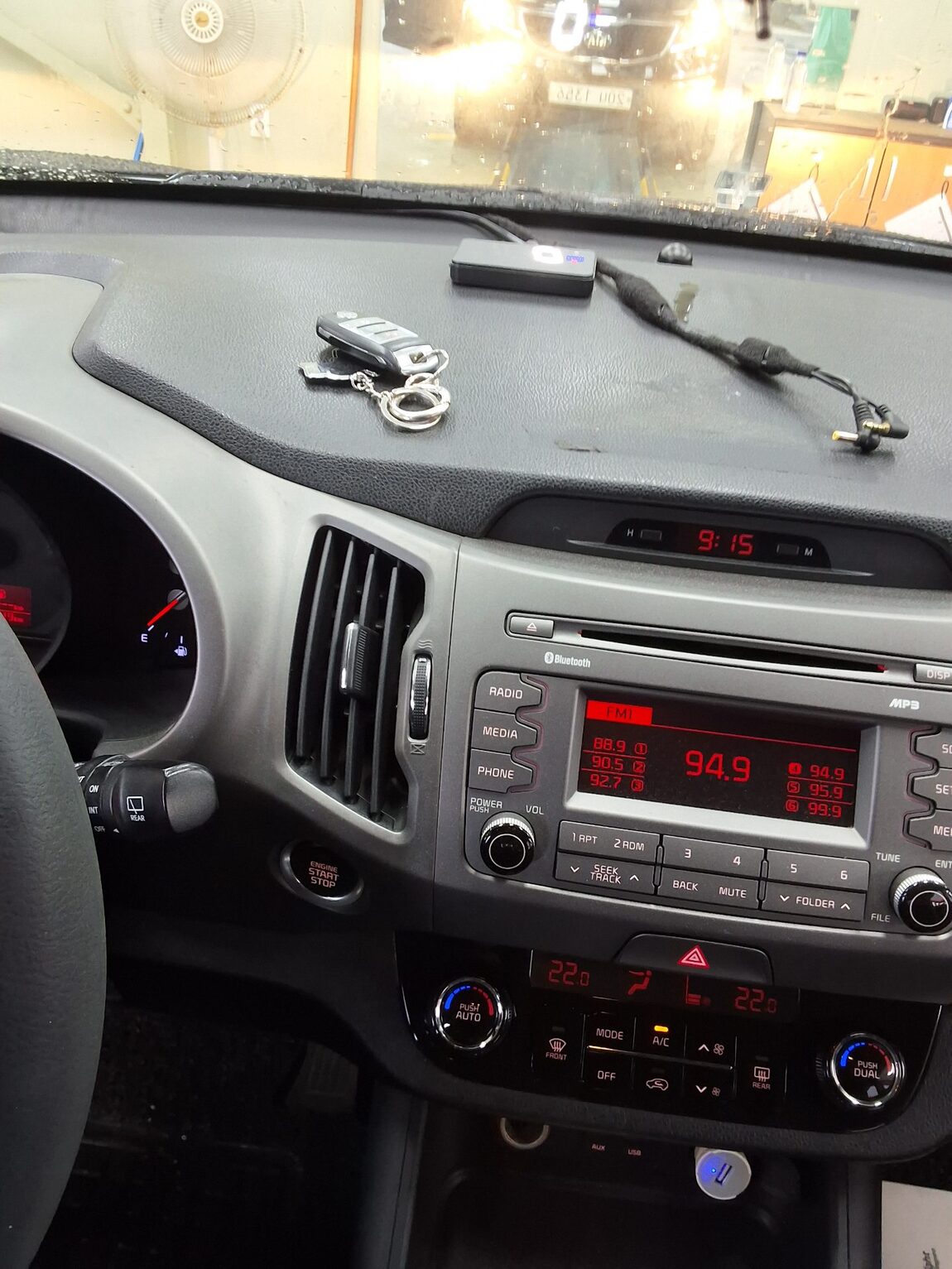 KIA THE NEW SPORTAGE R DIESEL R2.0 2WD TRENDY 2014 - zdjęcie 17