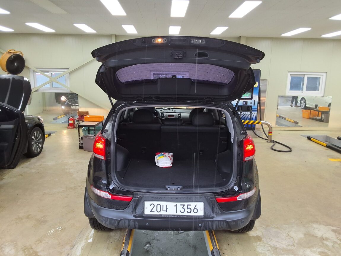 KIA THE NEW SPORTAGE R DIESEL R2.0 2WD TRENDY 2014 - zdjęcie 15
