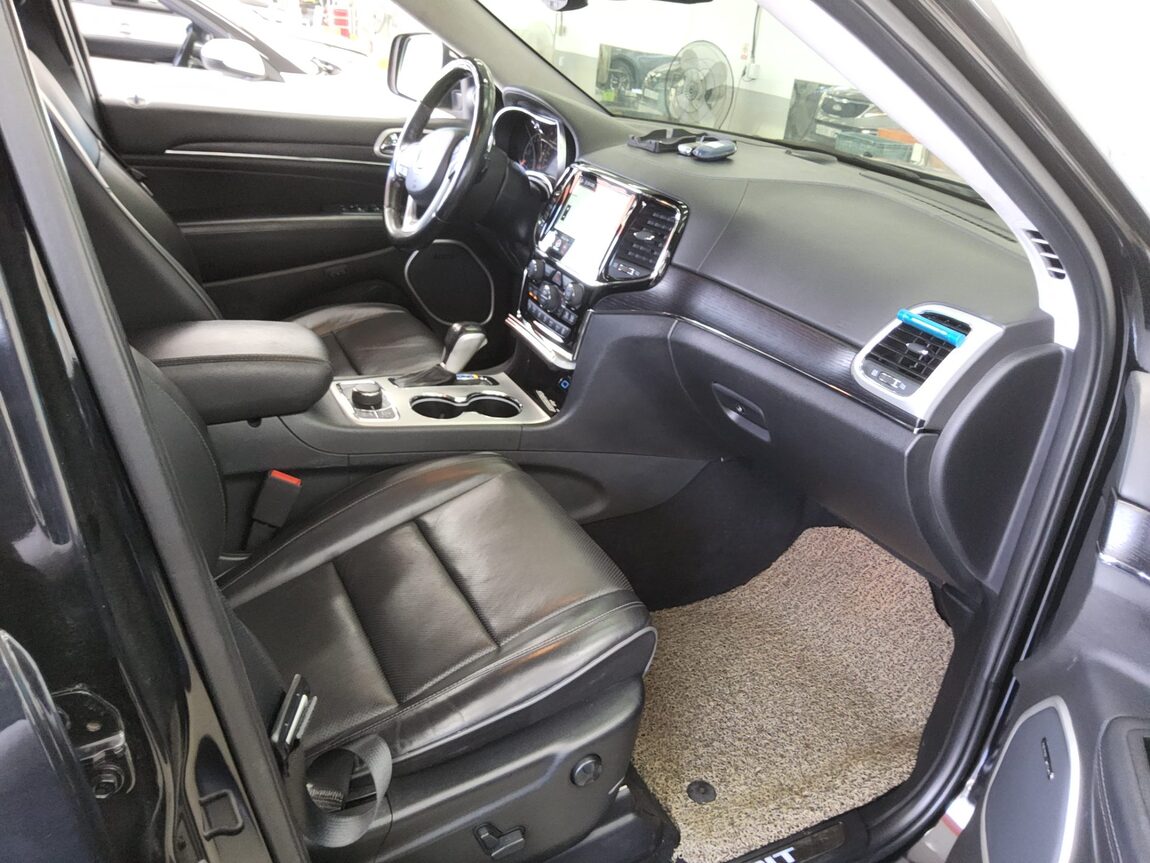 JEEP GRAND CHEROKEE (WK2) 3.0 V6 TURBO DIESEL OVERLAND SUMMIT 2020 - zdjęcie 14