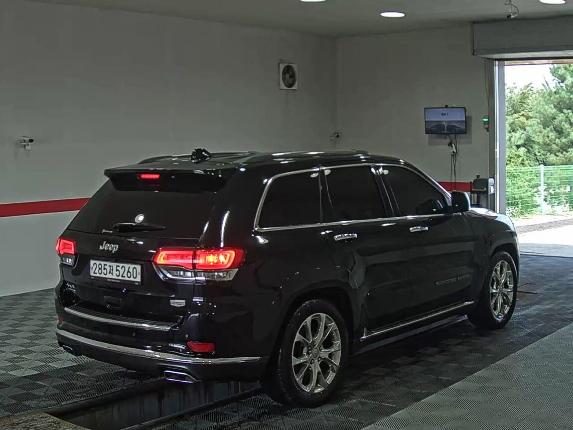JEEP GRAND CHEROKEE (WK2) 3.0 V6 TURBO DIESEL OVERLAND SUMMIT 2020 - zdjęcie 5