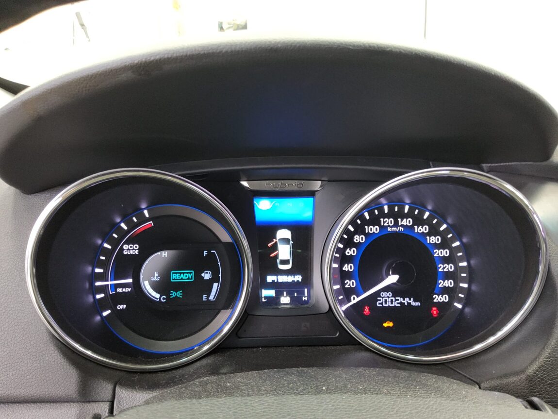 HYUNDAI YF SONATA HYBRID MODERN 2014 - zdjęcie 9