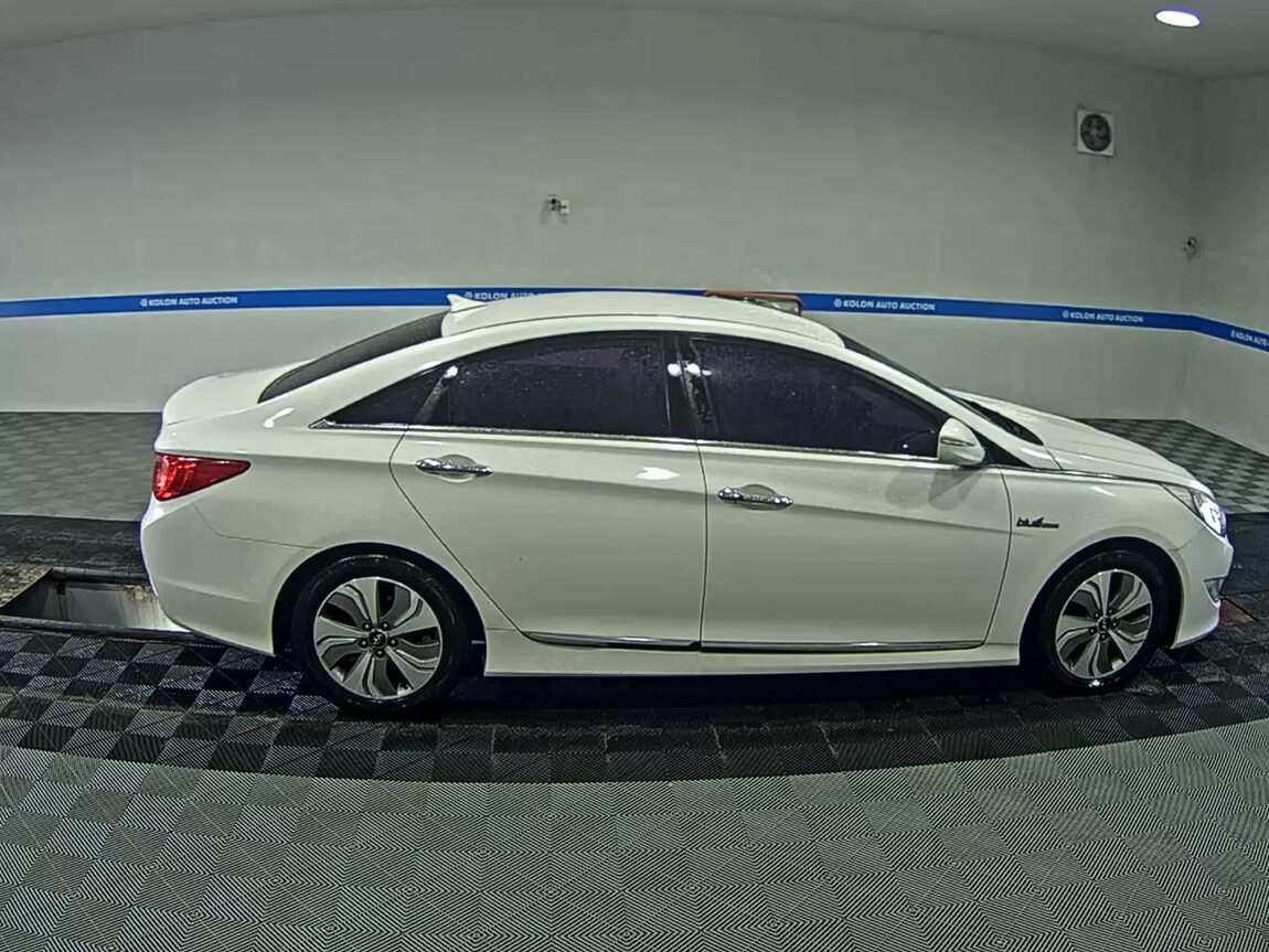 HYUNDAI YF SONATA HYBRID MODERN 2014 - zdjęcie 4