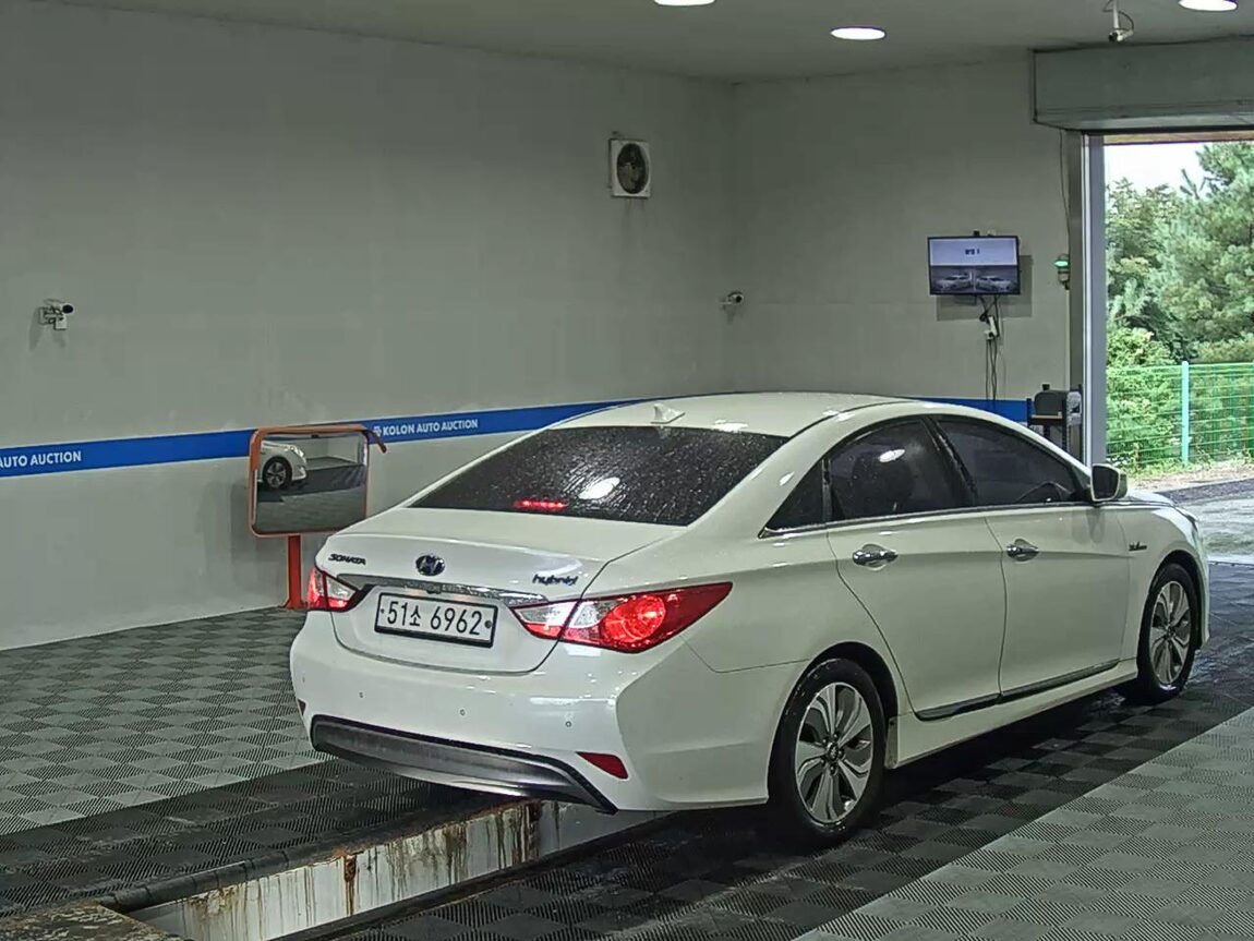 HYUNDAI YF SONATA HYBRID MODERN 2014 - zdjęcie 5