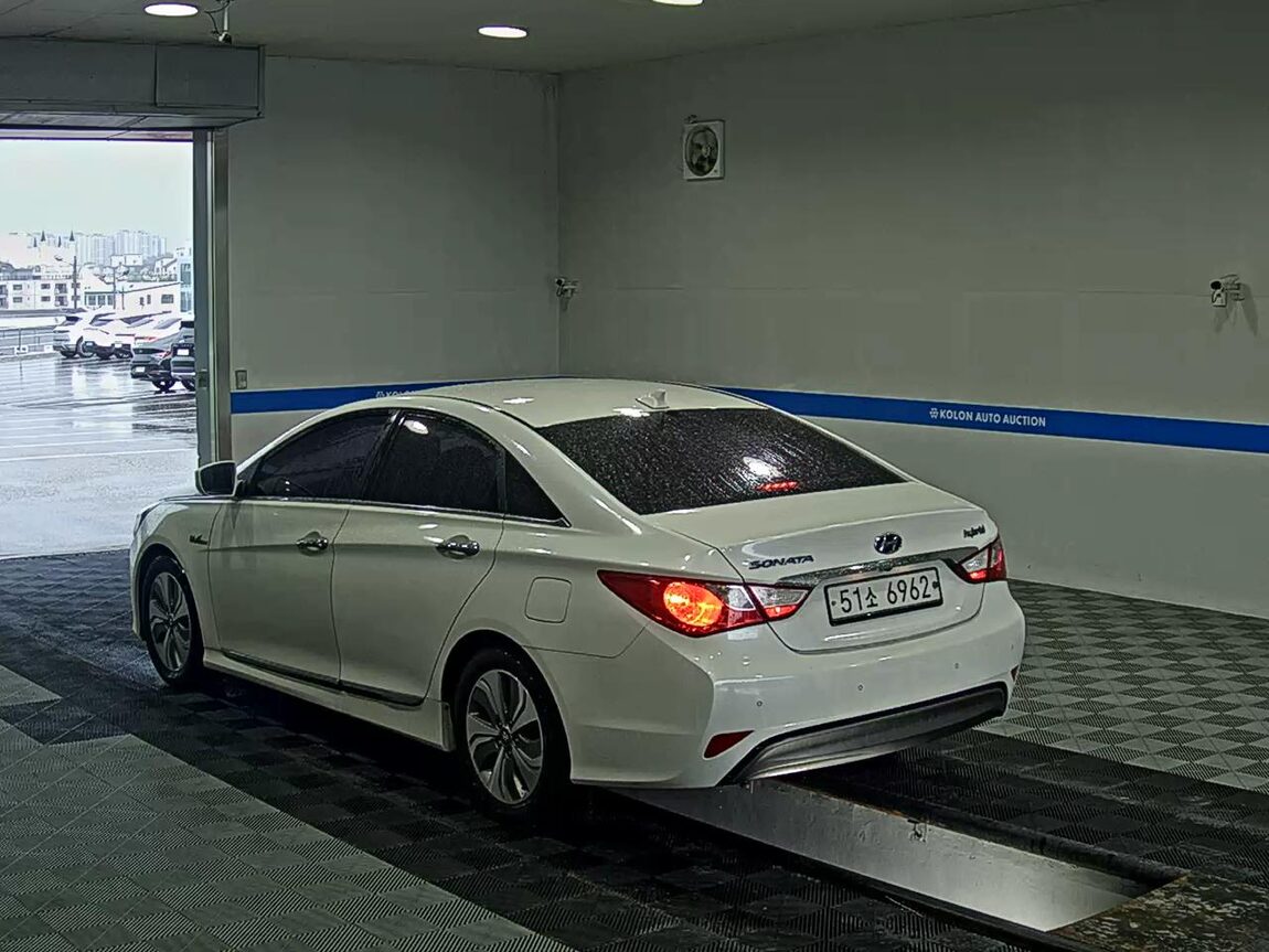 HYUNDAI YF SONATA HYBRID MODERN 2014 - zdjęcie 6