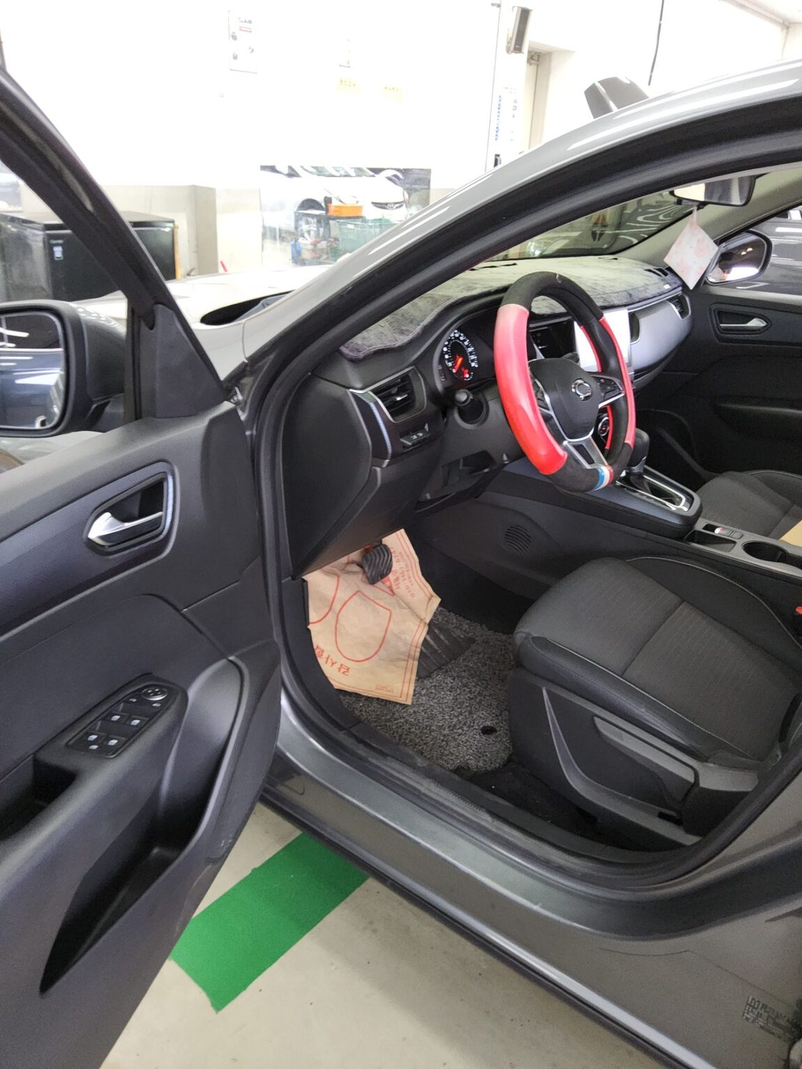 RENAULT (SAMSUNG) XM3 1.6 GTe SE 2021 - zdjęcie 10