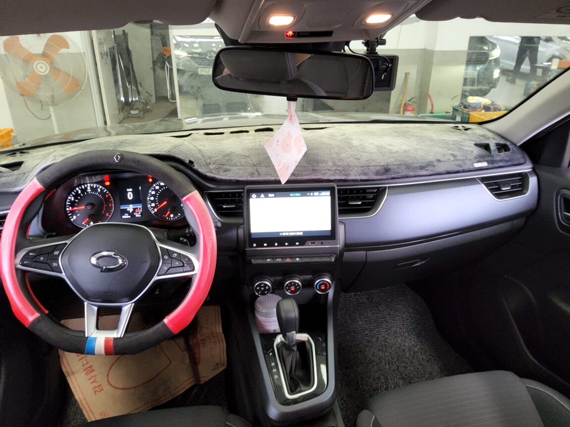 RENAULT (SAMSUNG) XM3 1.6 GTe SE 2021 - zdjęcie 11