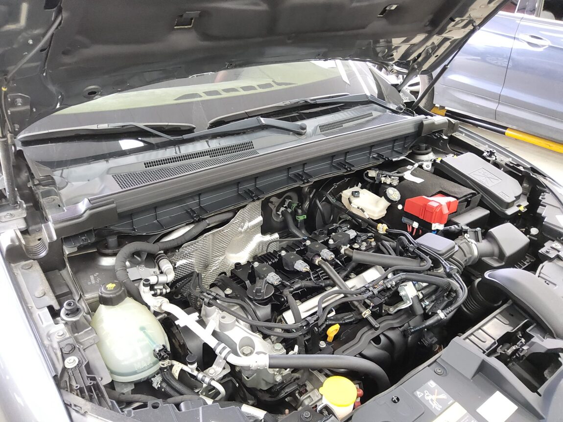 RENAULT (SAMSUNG) XM3 1.6 GTe SE 2021 - zdjęcie 18
