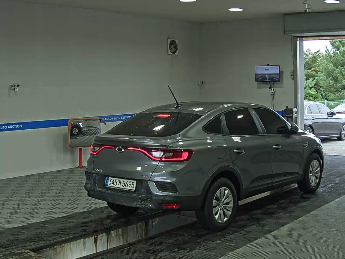 RENAULT (SAMSUNG) XM3 1.6 GTe SE 2021 - zdjęcie 5