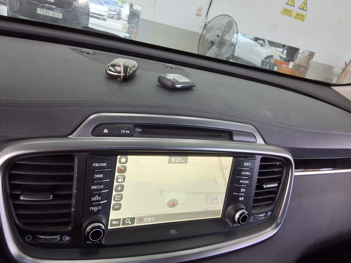 KIA ALL NEW SORENTO R2.2 4WD NOBLESSE SPECIAL 2016 - zdjęcie 17