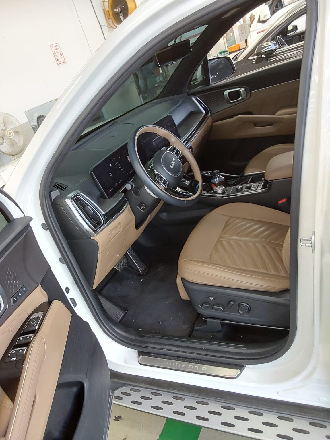 KIA THE NEW SORENTO (MQ4) 2.2 DIESEL 2WD SIGNATURE 2024 - zdjęcie 10