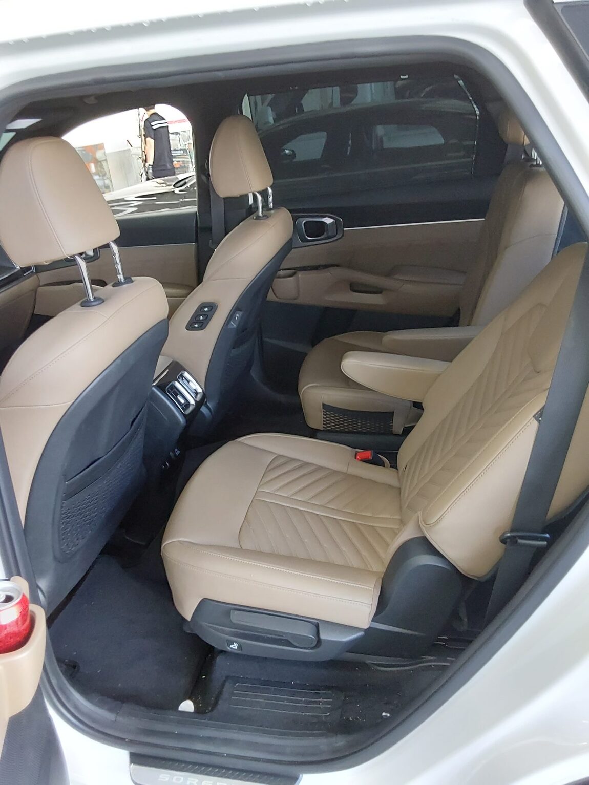 KIA THE NEW SORENTO (MQ4) 2.2 DIESEL 2WD SIGNATURE 2024 - zdjęcie 12