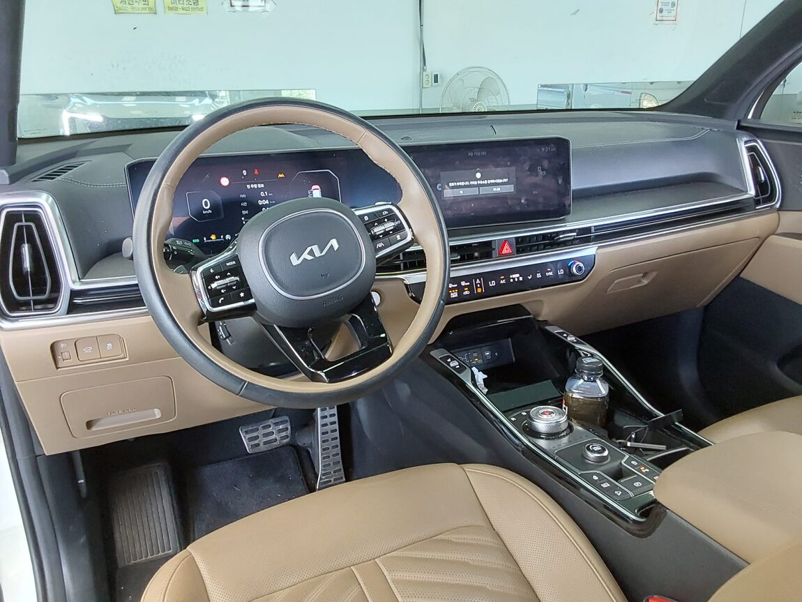KIA THE NEW SORENTO (MQ4) 2.2 DIESEL 2WD SIGNATURE 2024 - zdjęcie 11