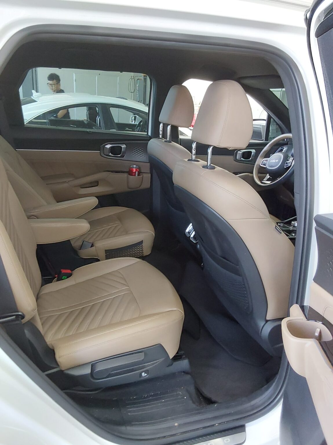 KIA THE NEW SORENTO (MQ4) 2.2 DIESEL 2WD SIGNATURE 2024 - zdjęcie 13