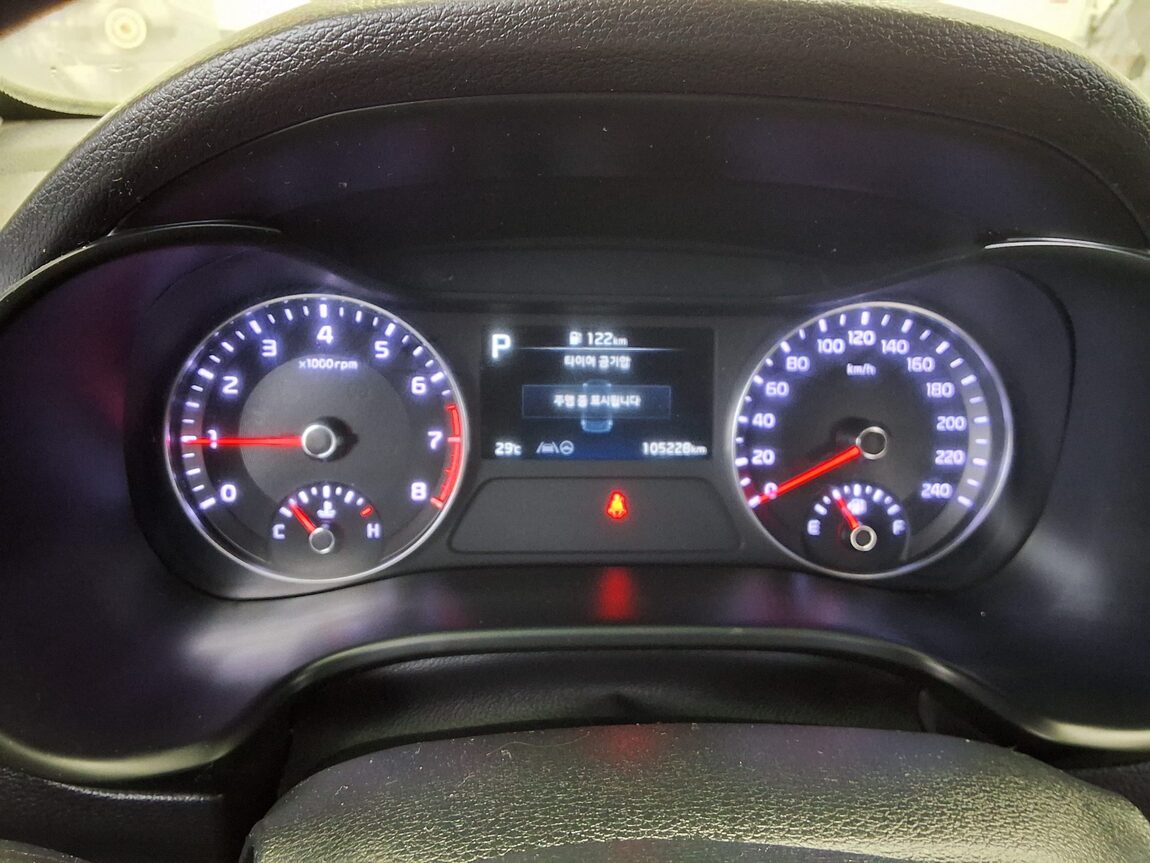 KIA THE NEW K3 1.6 GASOLINE TRENDY 2022 - zdjęcie 9