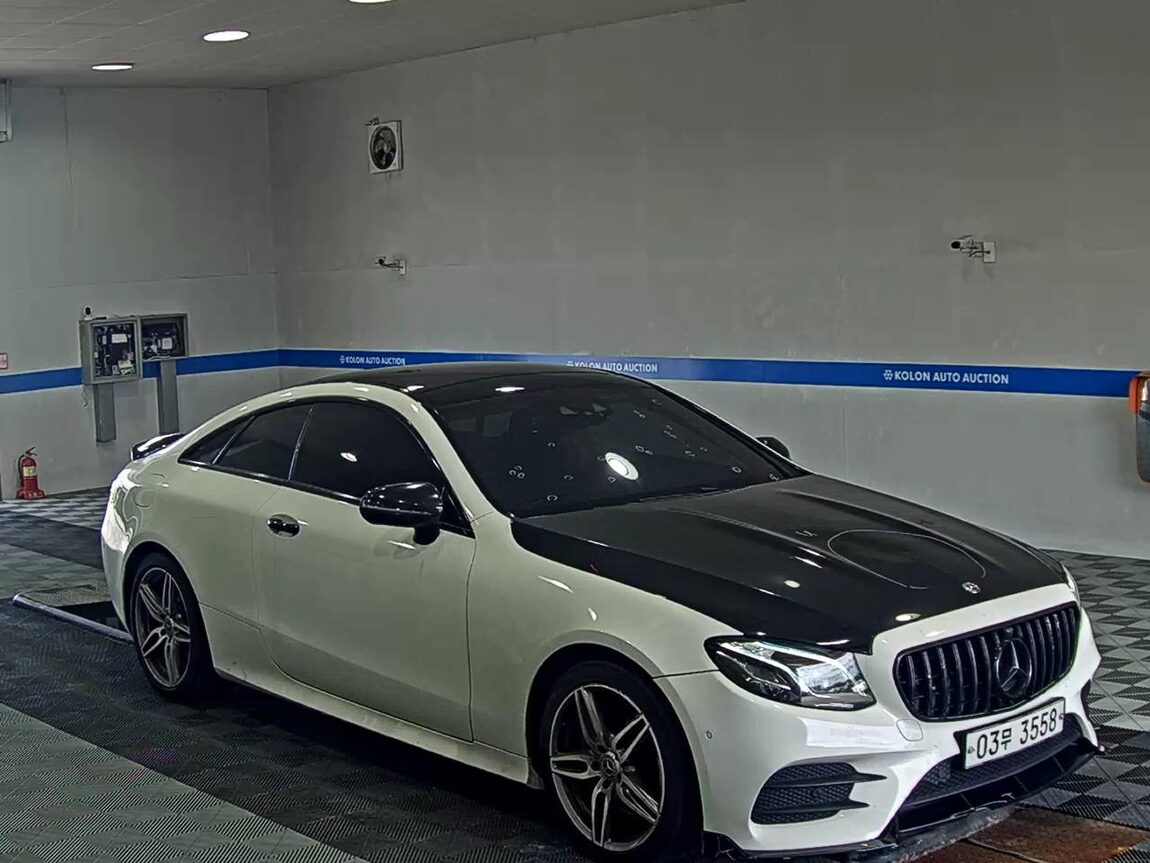 MERCEDES-BENZ E-CLASS (5TH GEN) COUPE E220d 2017 - zdjęcie 3