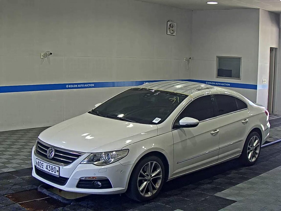 VOLKSWAGEN CC 2.0 TDI 2010 - zdjęcie 2
