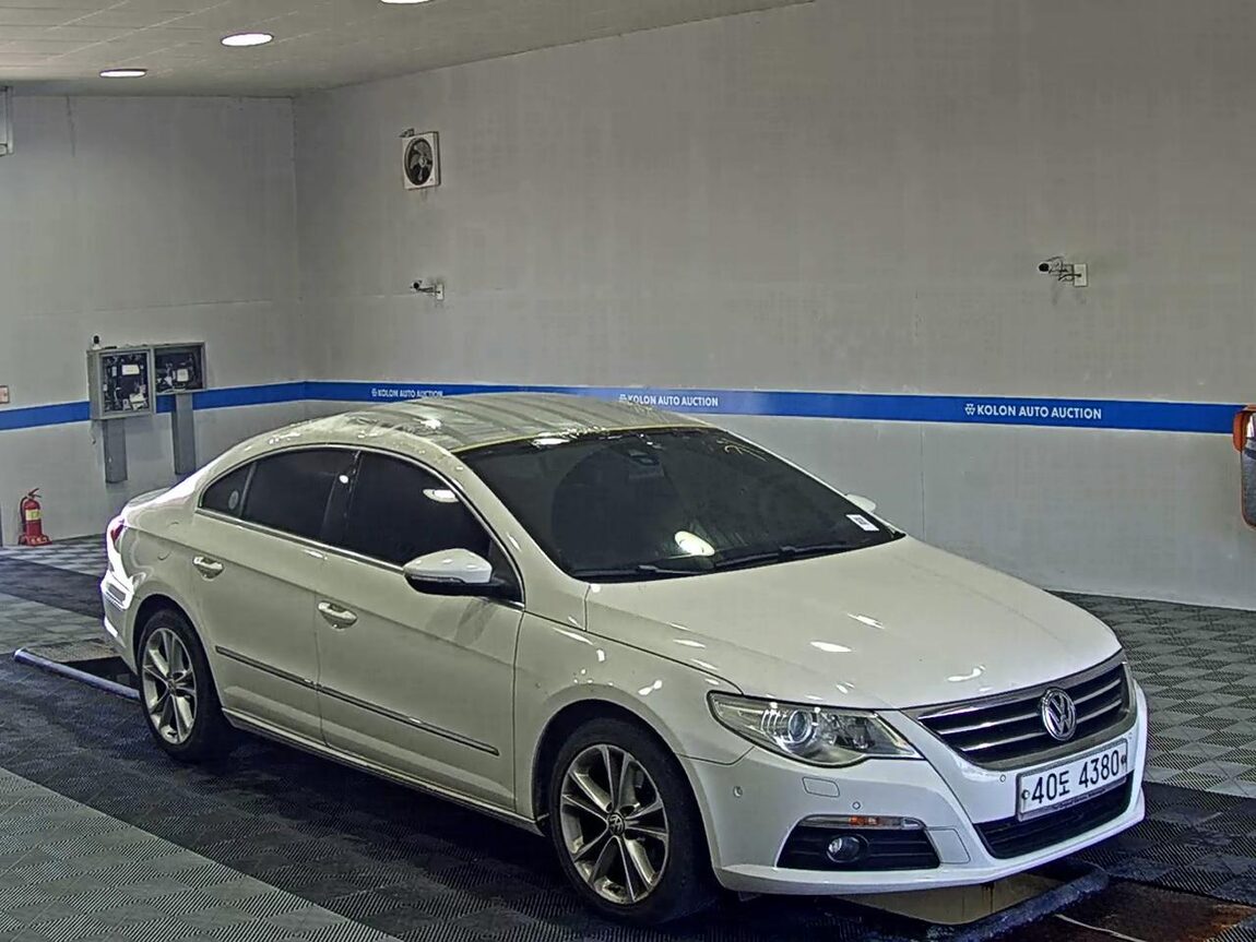 VOLKSWAGEN CC 2.0 TDI 2010 - zdjęcie 3
