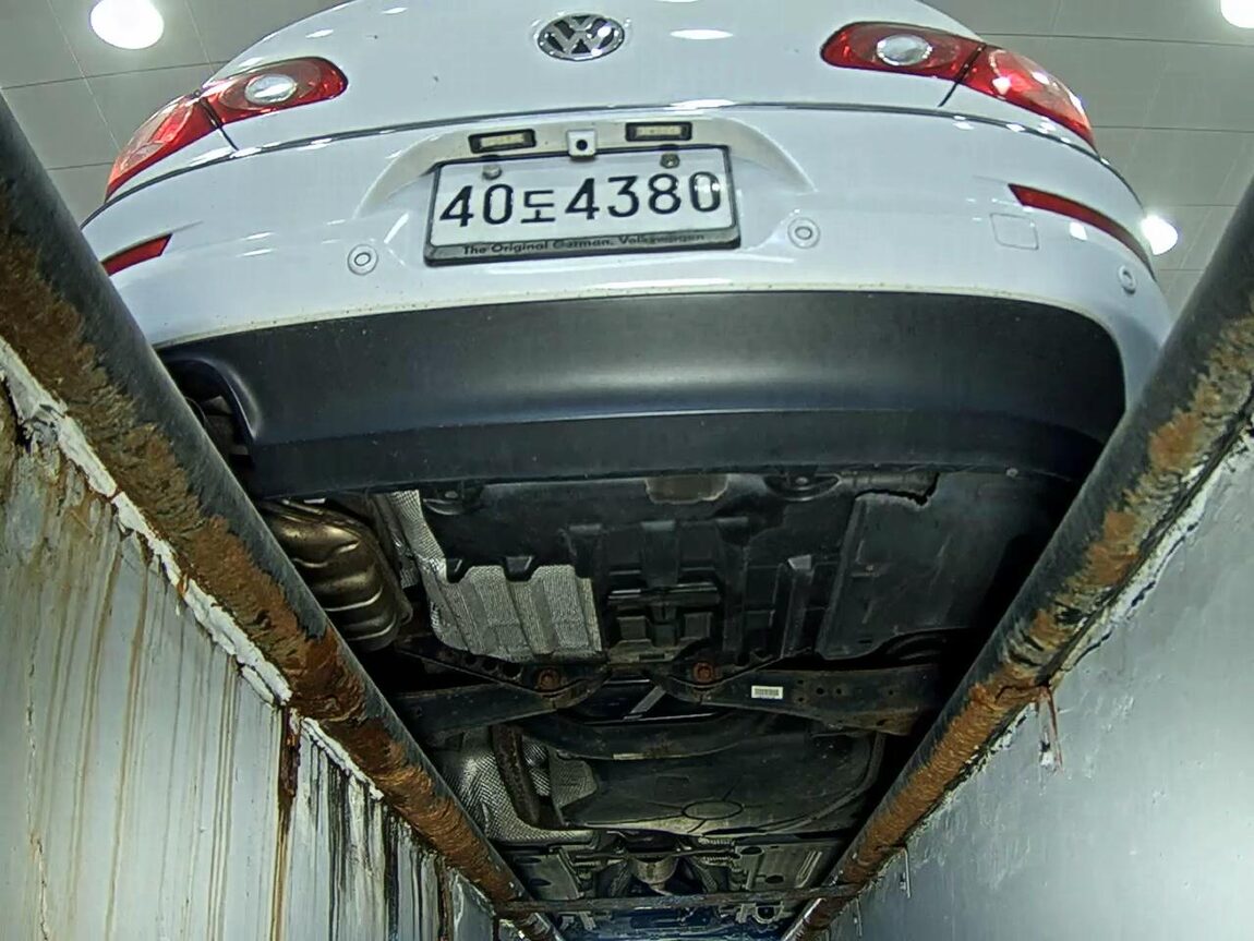 VOLKSWAGEN CC 2.0 TDI 2010 - zdjęcie 8