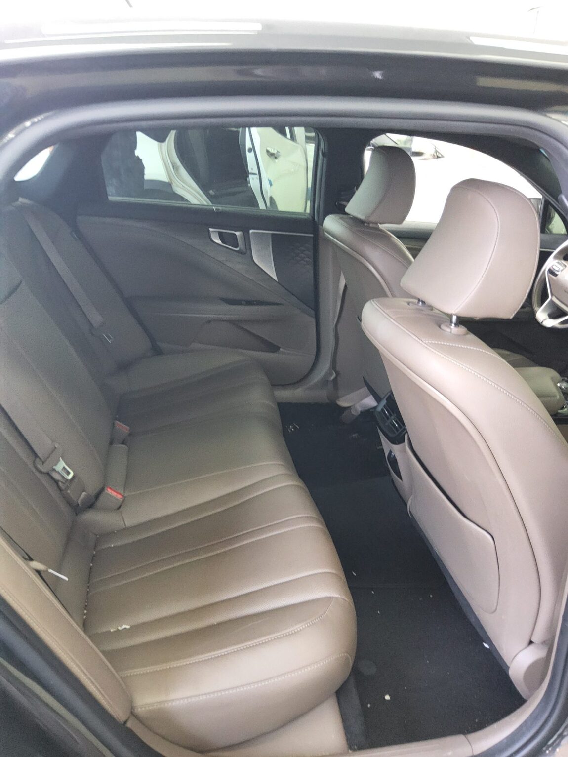 KIA K8 2.5 GDI NOBLESSE 2023 - zdjęcie 13