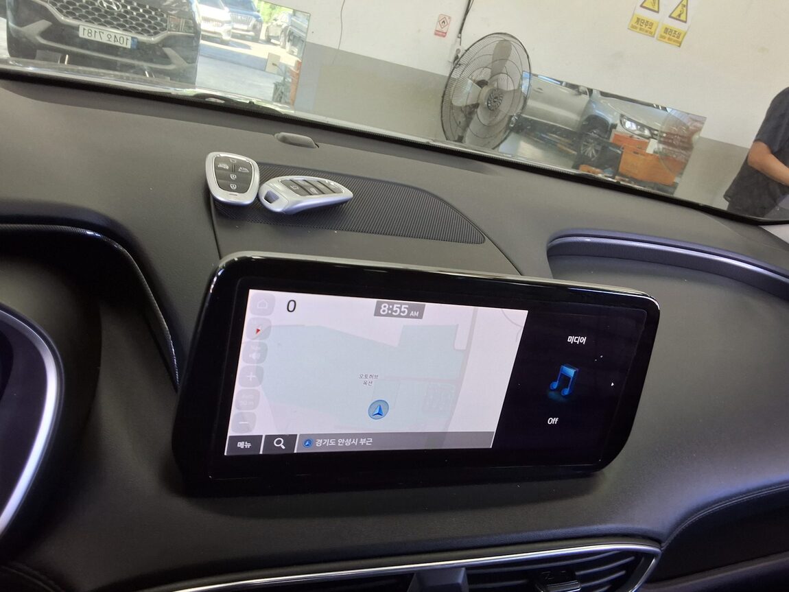 HYUNDAI THE NEW SANTA FE DIESEL 2.2 2WD PREMIUM CHOICE 2021 - zdjęcie 18