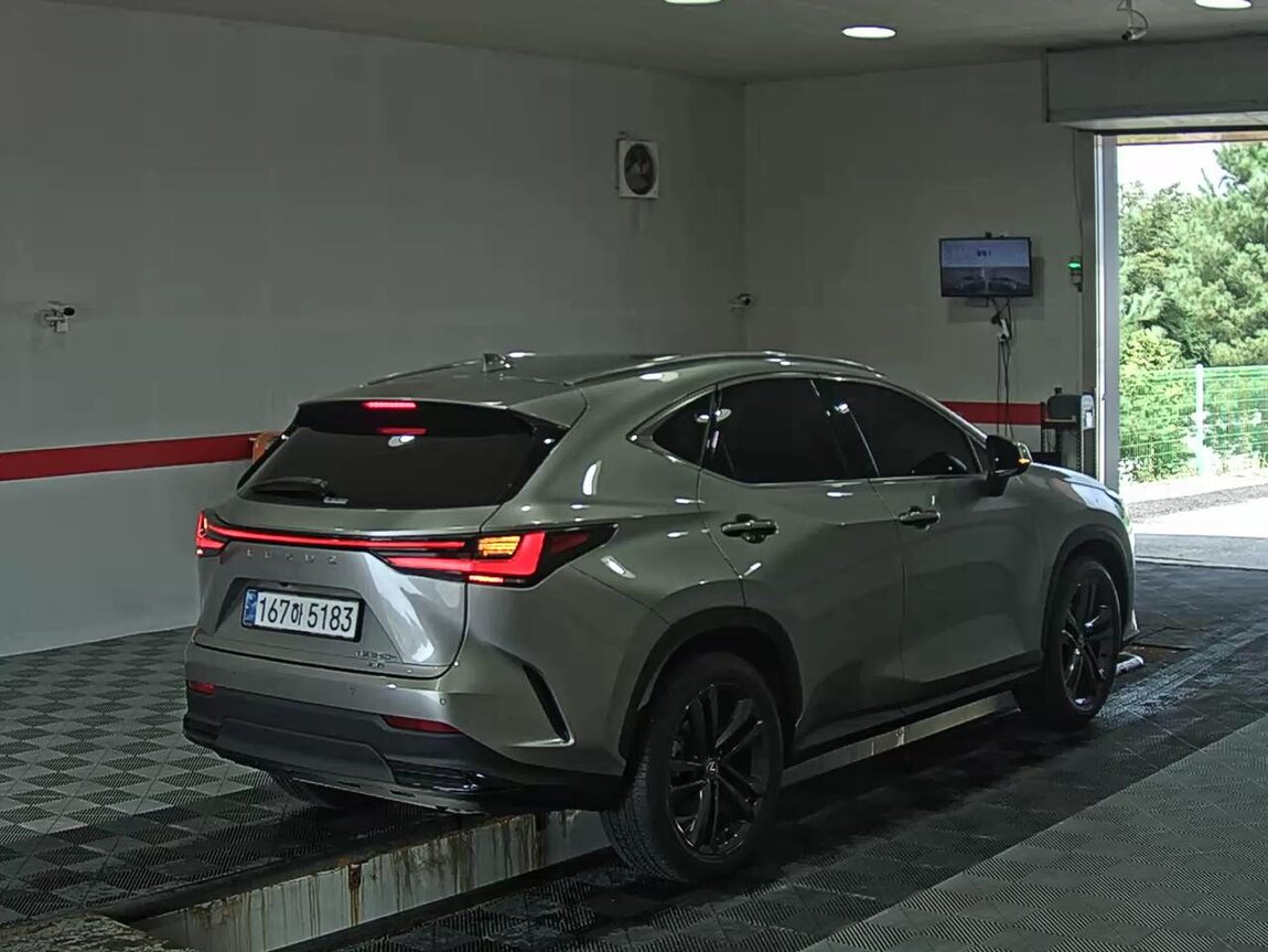 LEXUS NX (2ND GEN) 350h PREMIUM 2025 - zdjęcie 5