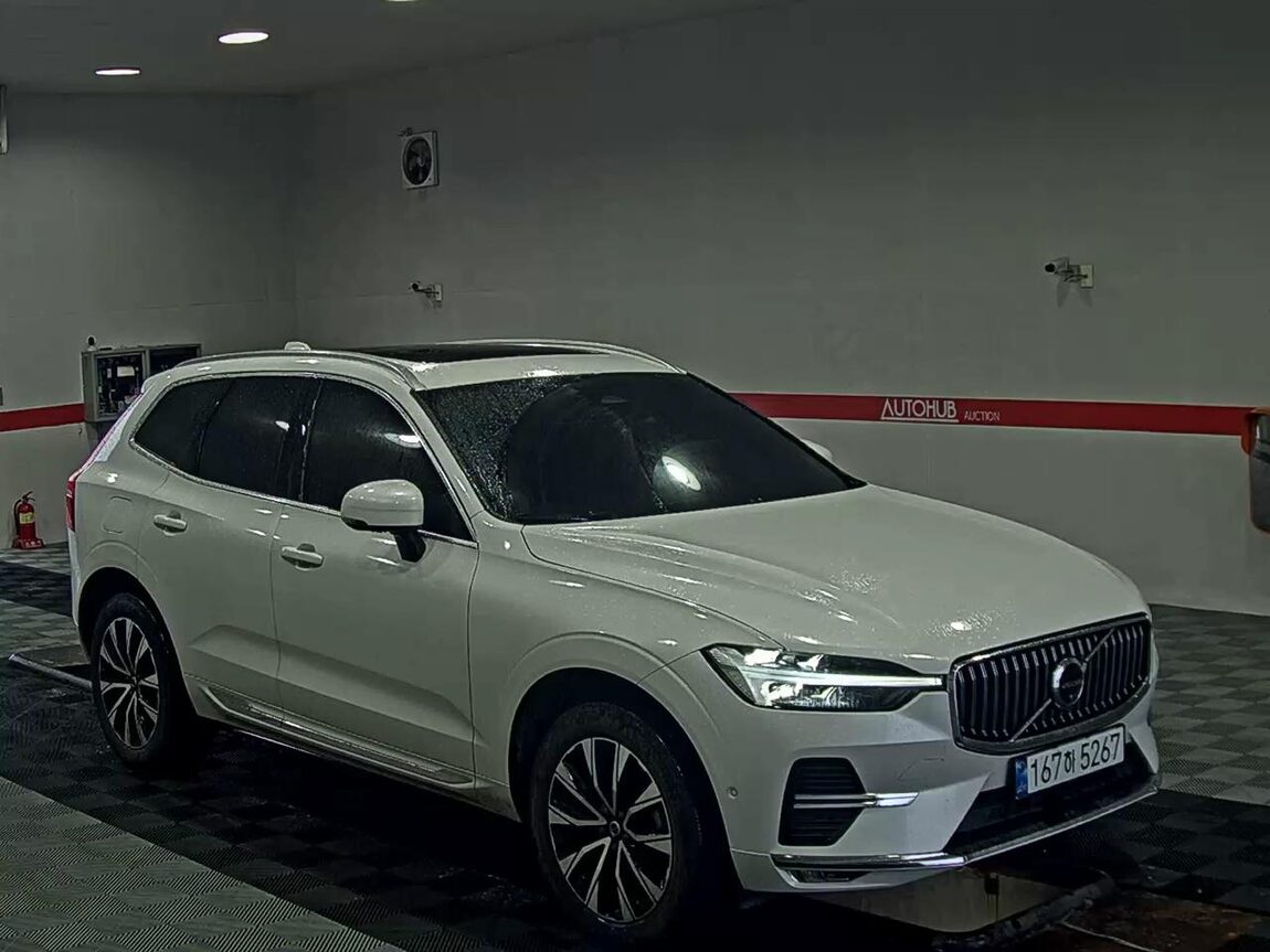 VOLVO XC60 (2ND GEN) B5 AWD ULTRA BRIGHT 2025 - zdjęcie 3