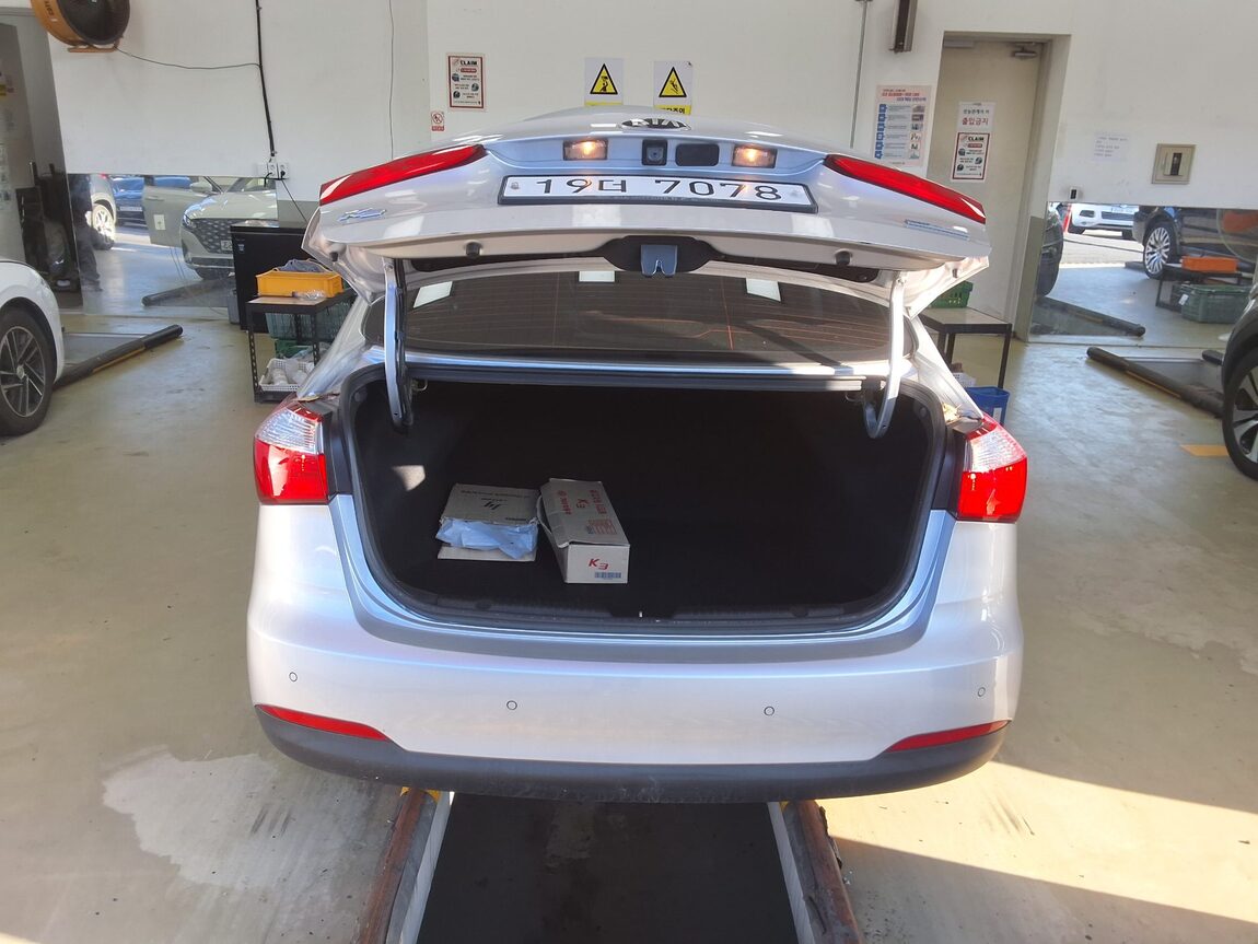 KIA K3 1.6 DIESEL LUXURY 2015 - zdjęcie 15
