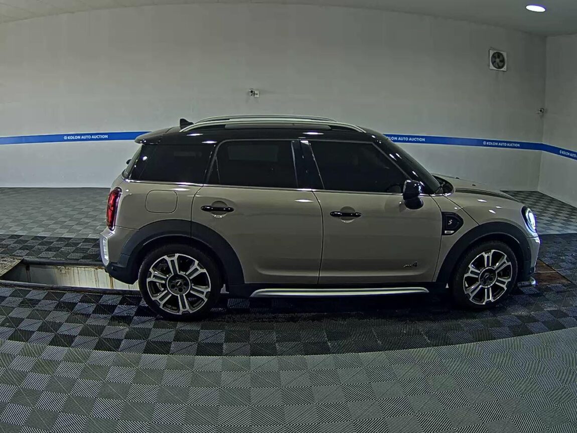MINI COUNTRYMAN (2ND GEN) 2.0 S ALL4 CLASSIC 2022 - zdjęcie 4