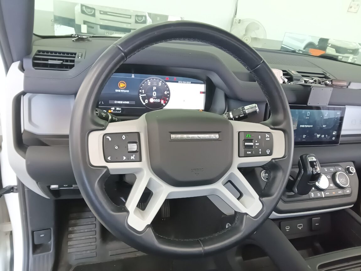 LAND ROVER ALL NEW DEFENDER 110 D250 S 2022 - zdjęcie 17