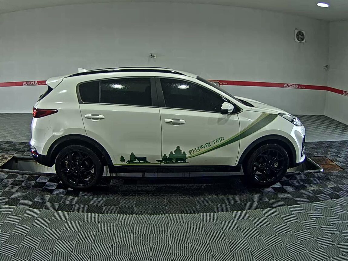 KIA SPORTAGE THE BOLD 1.6 DIESEL 2WD SIGNATURE GRAVITY 2022 - zdjęcie 4