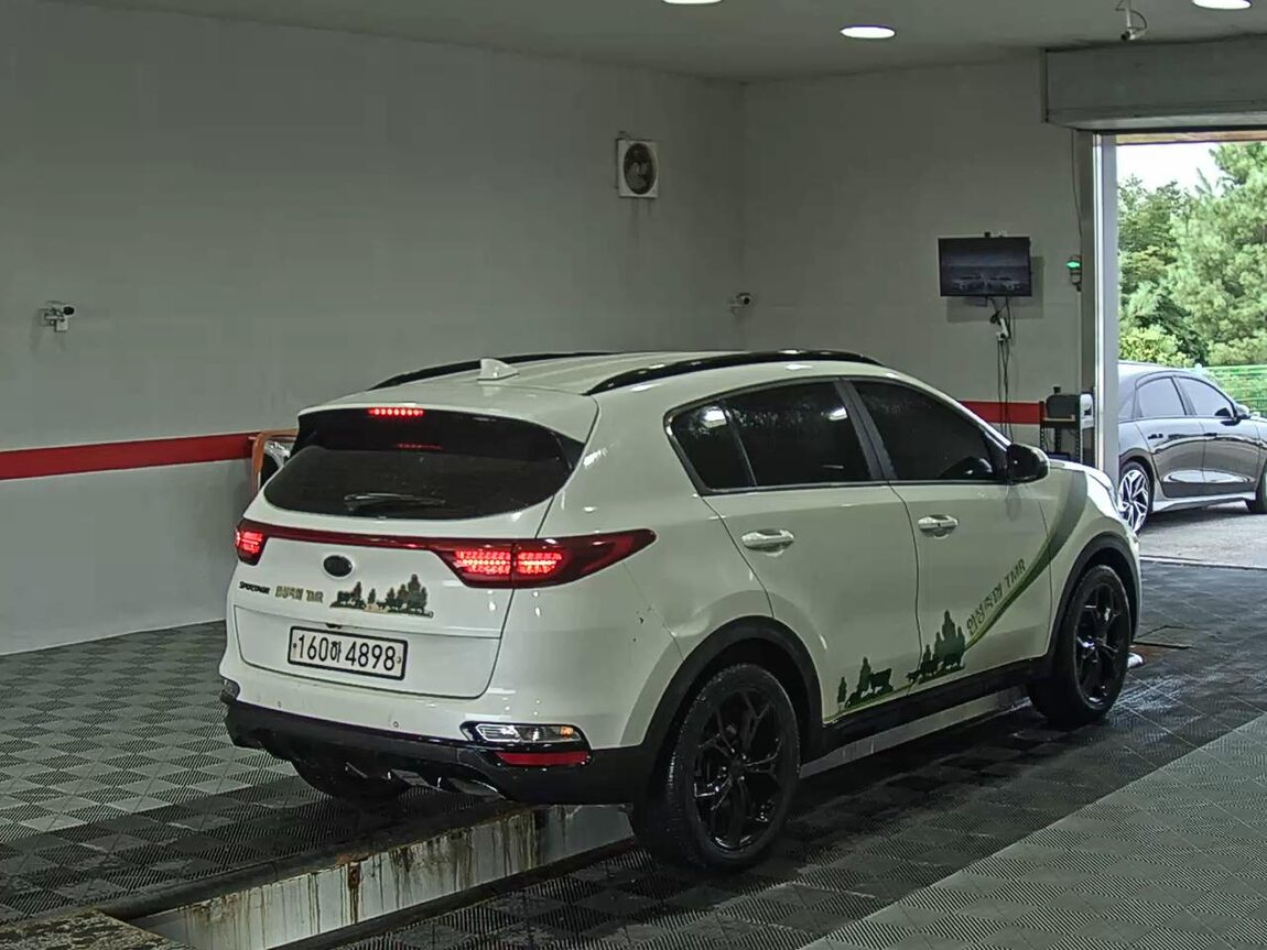 KIA SPORTAGE THE BOLD 1.6 DIESEL 2WD SIGNATURE GRAVITY 2022 - zdjęcie 5