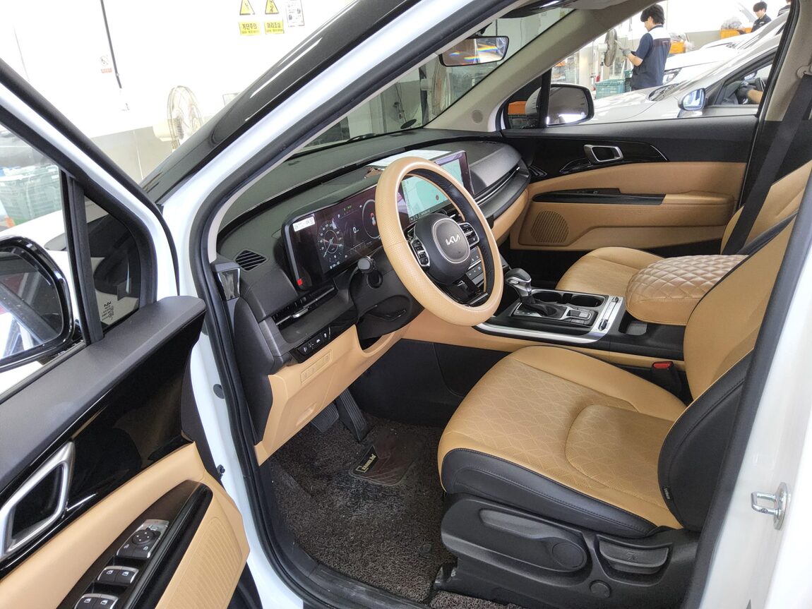 KIA NEW CARNIVAL (KA4) 9-SEATER GASOLINE PRESTIGE 2023 - zdjęcie 10