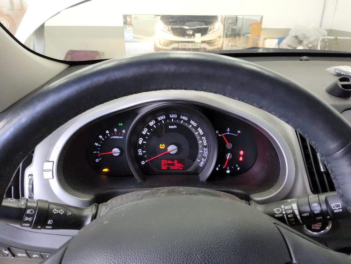 KIA THE NEW SPORTAGE R DIESEL R2.0 2WD TRENDY 2015 - zdjęcie 9