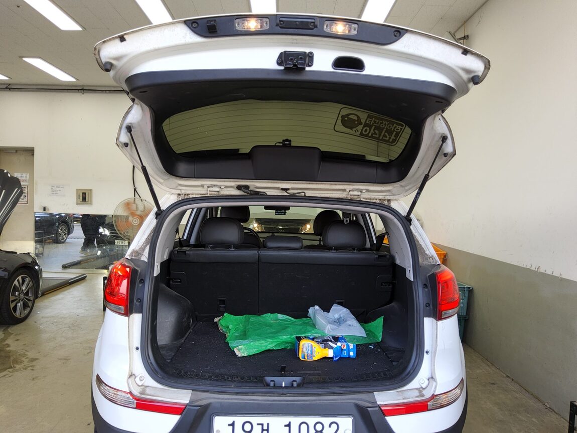 KIA THE NEW SPORTAGE R DIESEL R2.0 2WD TRENDY 2015 - zdjęcie 15