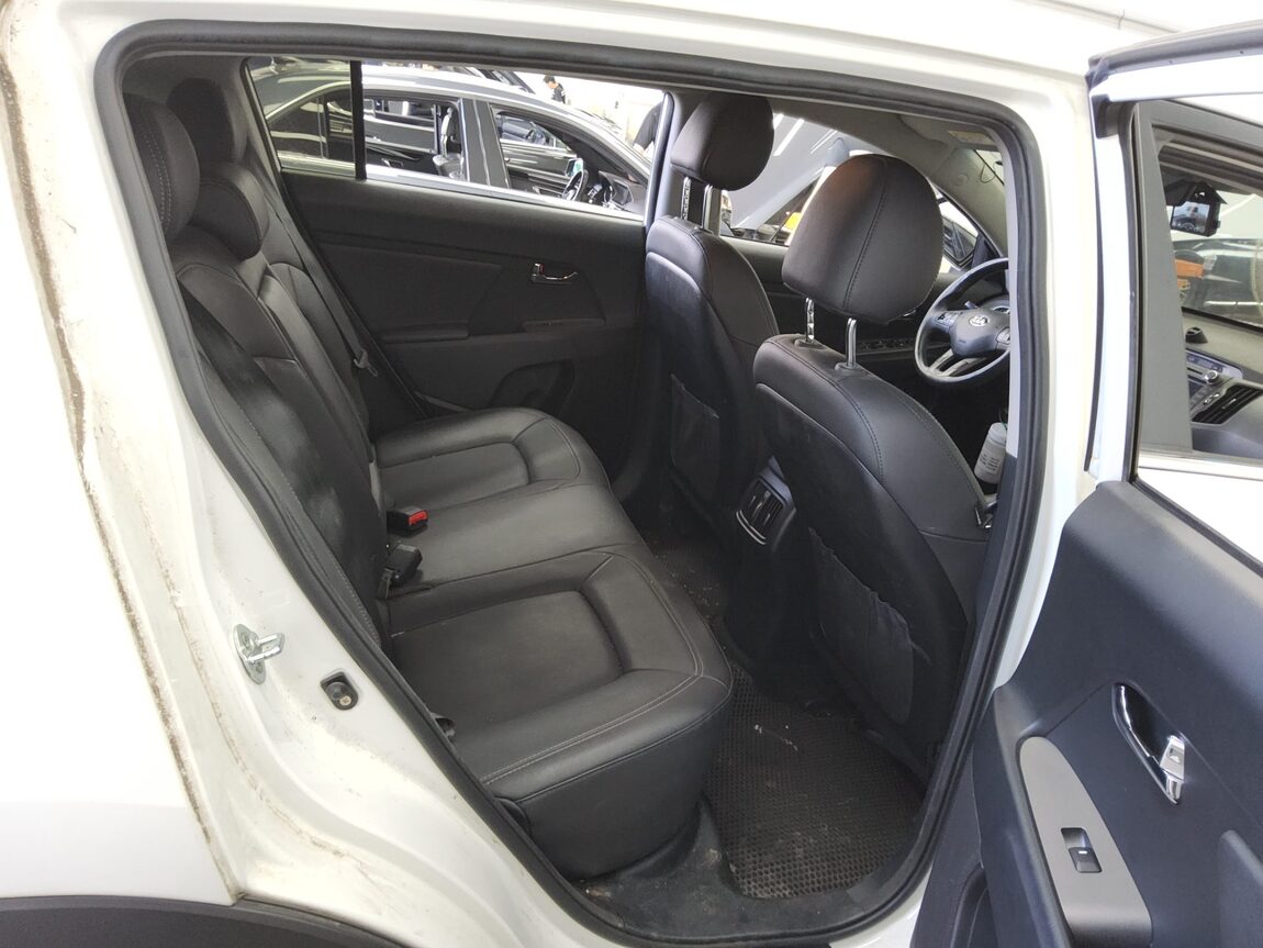 KIA THE NEW SPORTAGE R DIESEL R2.0 2WD TRENDY 2015 - zdjęcie 13