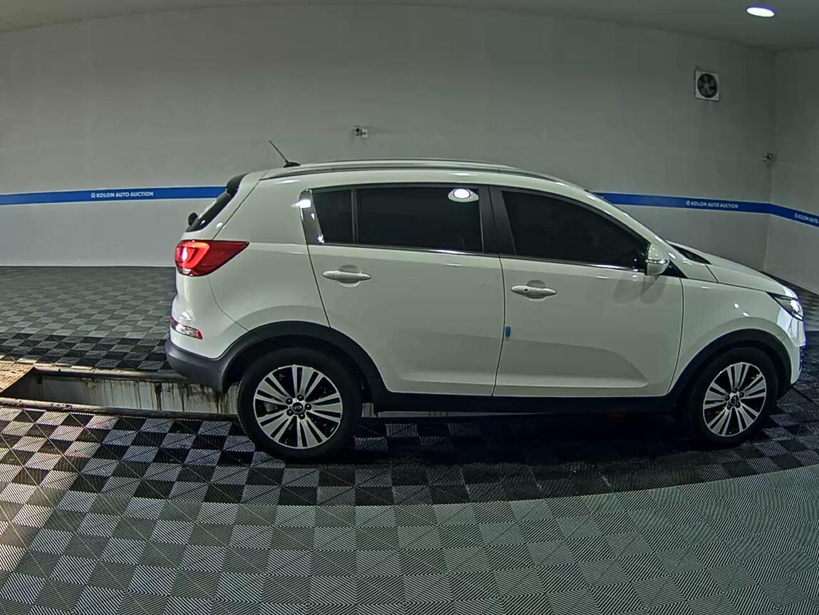 KIA THE NEW SPORTAGE R DIESEL R2.0 2WD TRENDY 2015 - zdjęcie 4