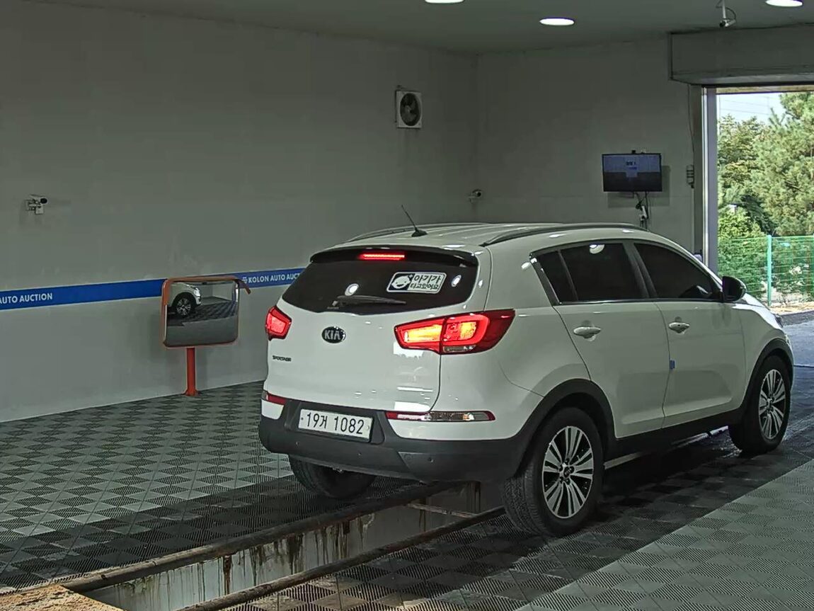 KIA THE NEW SPORTAGE R DIESEL R2.0 2WD TRENDY 2015 - zdjęcie 5