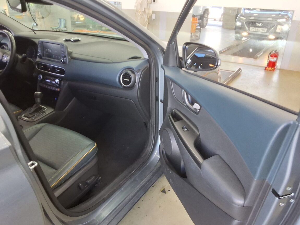 HYUNDAI KONA 1.6 GASOLINE 2WD PREMIUM 2020 - zdjęcie 14