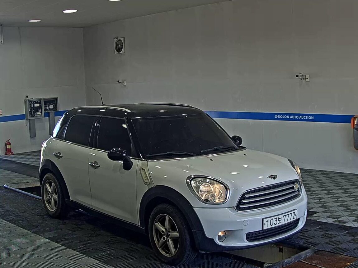 MINI COUNTRYMAN 2.0 D SE 2013 - zdjęcie 3