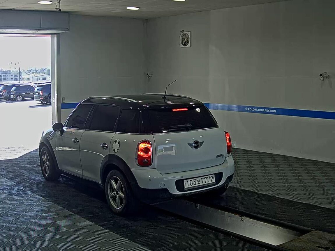 MINI COUNTRYMAN 2.0 D SE 2013 - zdjęcie 6
