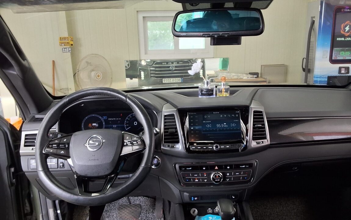 KG MOBILITY (SSANGYONG) THE NEW REXTON SPORTS KHAN 2.2 4WD PRESTIGE 2023 - zdjęcie 11
