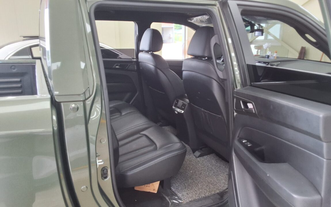 KG MOBILITY (SSANGYONG) THE NEW REXTON SPORTS KHAN 2.2 4WD PRESTIGE 2023 - zdjęcie 13